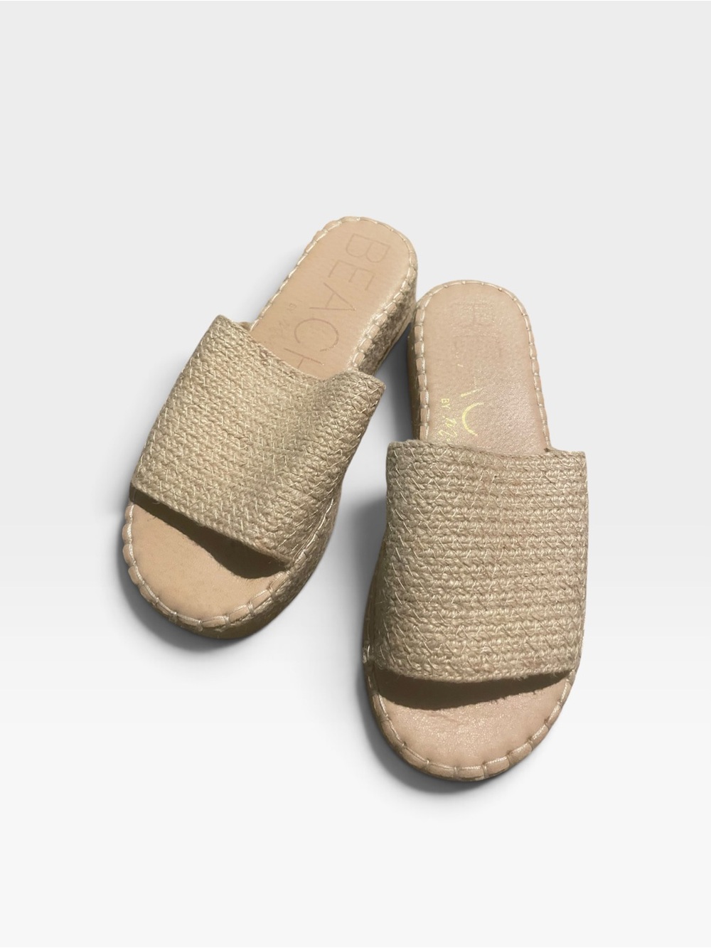 Beach by Matisse Woven Slide Sandals - size 7 excellent condition